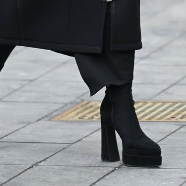 Posebnu pozornost privukao je odabir obuće Mirele Holy