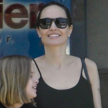 Angelina Jolie u natikačama - 1