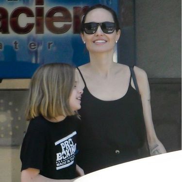 Angelina Jolie u natikačama - 3