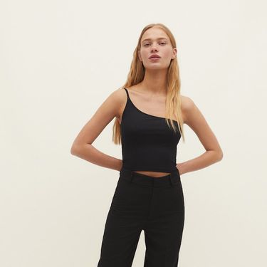 Stradivarius, snižene s 15,99 na 12,99 eura