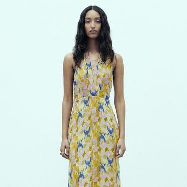 Haljina s uzorkom i kamenčićima iz Zare