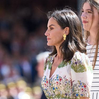 Kraljica Letizia u cvjetnoj haljini