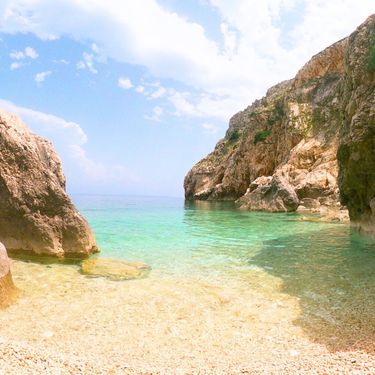 Uvala Mali bok na Cresu