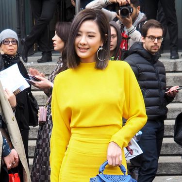 Spoj plave i žute boje u street style izdanju s Tjedna mode