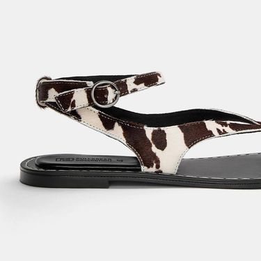 Pull&Bear, snižene s 29,99 na 17,99 eura