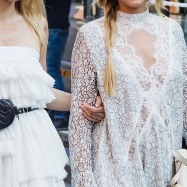 Bijele haljine hit su svakog ljeta, a najbolje ih je kupiti na sniženju