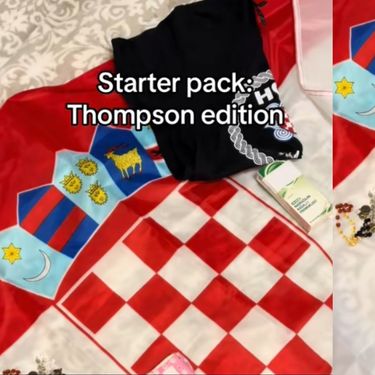 Hrvatska zastava i nekoliko predmeta na njoj