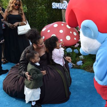 Rihannini sinovi oduševili na premijeri Štrumpfova