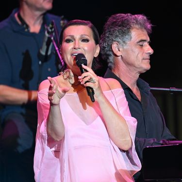 Nina Badrić na koncertu