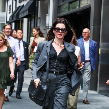 Bitni su i modni detalji, poput ovih Bvlgari sunčanih naočala