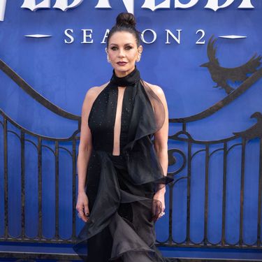 Catherine Zeta-Jones na premijeri druge sezone serije 'Wednesday' u Londonu - 2