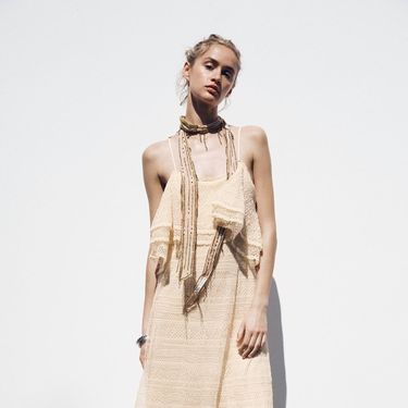 Haljina je snižena s 39,95 na 15,99 eura