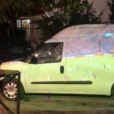 Projekcija na autu