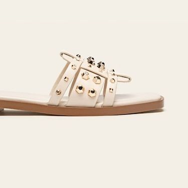 Stradivarius, 35,99 eura