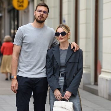 Nika Laličić na zagrebačkoj špici u odvažnim trapericama