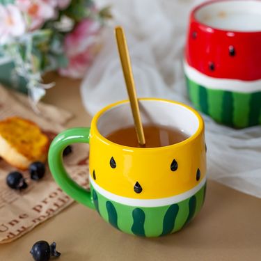 Šalica s motivom lubenice s AliExpressa