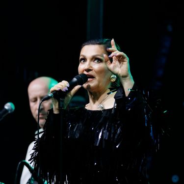 Nina Badrić na koncertu u Makarskoj