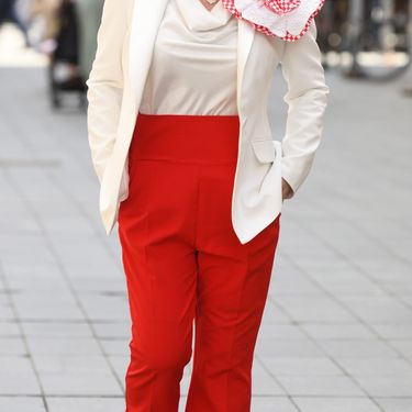 Kolinda Grabar Kitarović u kockastoj kombinaciji