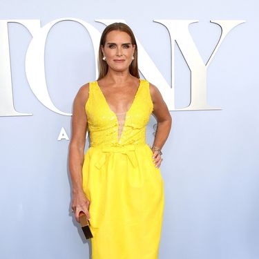 Brooke Shields u kroksicama na Tonyjima - 1