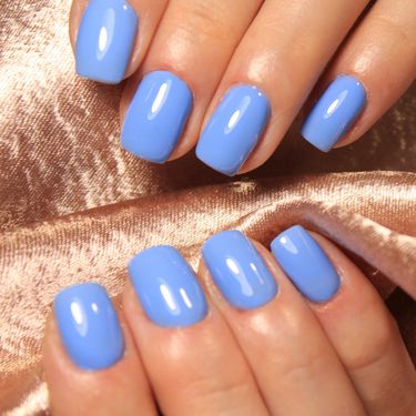 Plave manikure su stvorene za ljeto