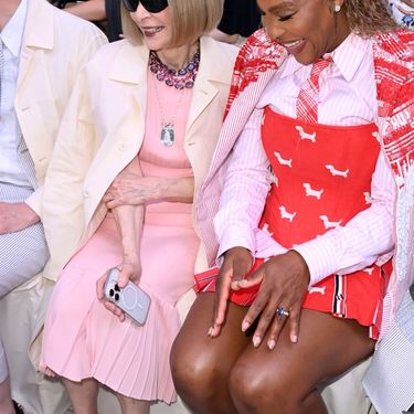 Anna Wintour na reviji Thoma Brownea (sa Serenom Williams)