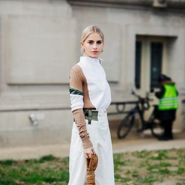 Transparentne natikače u street style izdanju s Tjedna mode