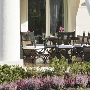 Glamurozna terasa u večernjim satima izgleda naročito čarobno - 4