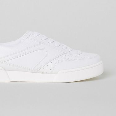 Bijele tenisice iz novih kolekcija - 12