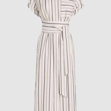 Next, 48 funti (416,17 kn)