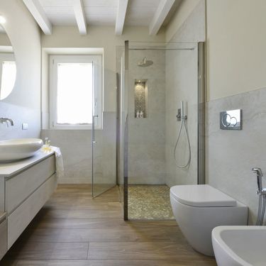 Ideje za uređenje kupaonice s tuš kabinom - 1