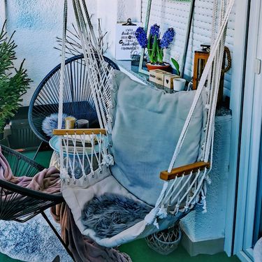 Balkon u Slavonskom Brodu na kojem će se ispijati kava, ali i raditi