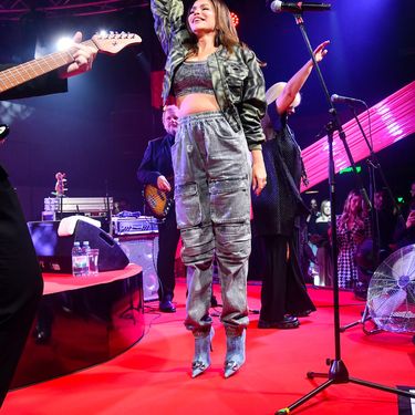 Severina u blještavom traperu na modnom eventu