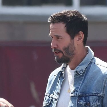 Keanu Reeves ima novu frizuru