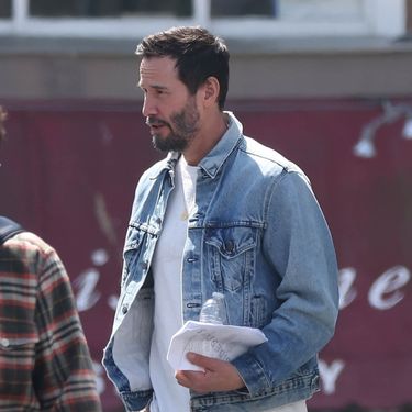 Keanu Reeves ima novu frizuru