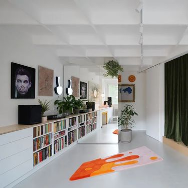 Stan za dvoje s umetnutom spavaćom sobom