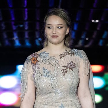 Maturantica Anita u Severininoj haljini na modnoj reviji 'Moja maturalna večer' - 3