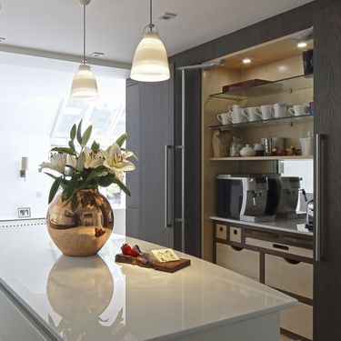 Elegantna kuća s prekrasnim dvorištem - 9