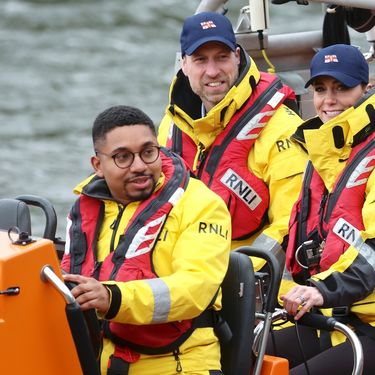 Princeza od Walesa na spasilačkom brodu