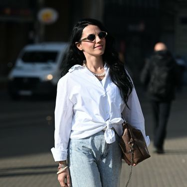 Zagrebačko izdanje u srebrnim štiklama