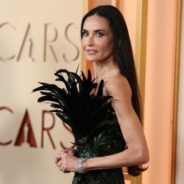 Demi Moore na 98. Oscarima u Gucci haljini