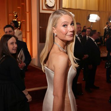 Gwyneth Paltrow na 98. Oscarima u haljini s dva proreza