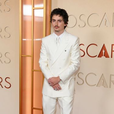 Timothee Chalamet u odijelu modne kuće Givenchy na Oscarima 2026.