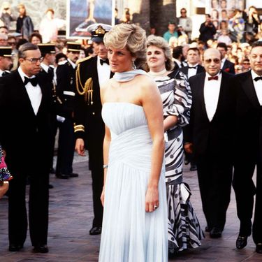 1987. Princeza Diana u kreaciji Catherine Walker