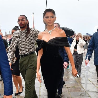 Zendaya u haljini dizajnera Richarda Quinna