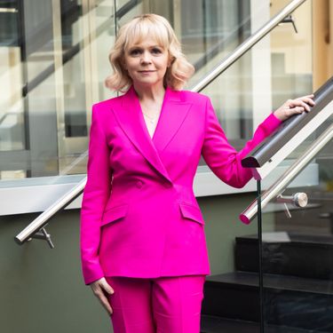 Tatjana Cameron Tajči u ružičastom odijelu Ivana Friščića u Malmöu - 3