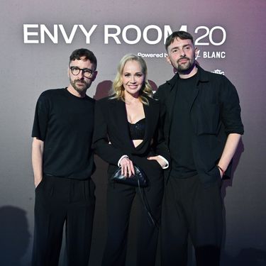 Jelena Rozga na reviji modne kuće eNVy room