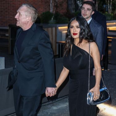 Salma Hayek na modnoj reviji Gucci Cruise 2025 u Londonu - 5