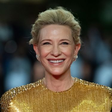 Cate Blachett u zlatnoj haljini