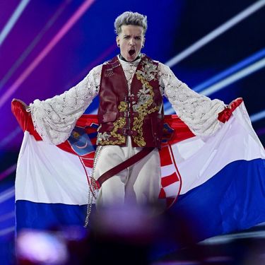 Baby Lasagna osvojio je nagradu You’re A Vision Award za najbolji kostim na Eurosongu 2024. - 5