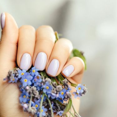 Ljubičaste manikure